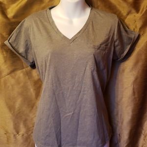 Vee nexk with cuffed sleeve tee